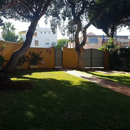 Chalet La Barrosa A 800 Mts Playa Chiclana de la Frontera Eksteriør billede