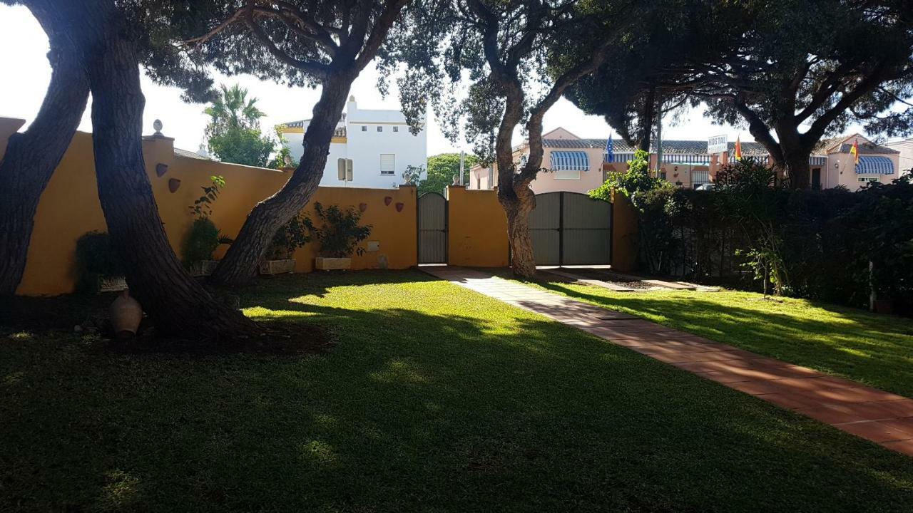 Chalet La Barrosa A 800 Mts Playa Chiclana de la Frontera Eksteriør billede